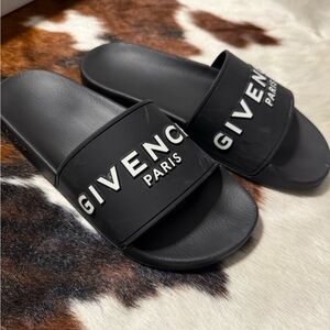 Givenchy Black Logo women’s Sandals